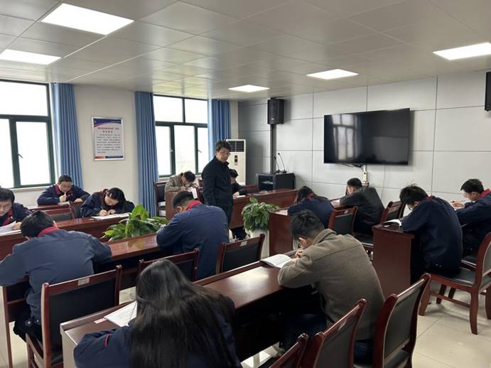 建材公司、檢測(cè)公司聯(lián)合開展管理人員業(yè)務(wù)提升考試